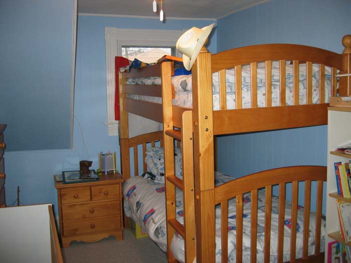 boys_room_02